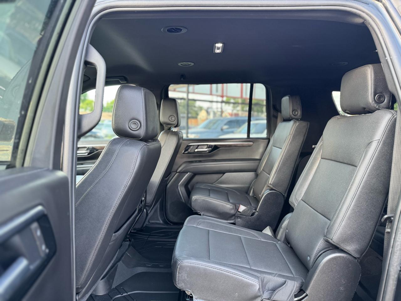 Chevrolet Suburban Z71 2025