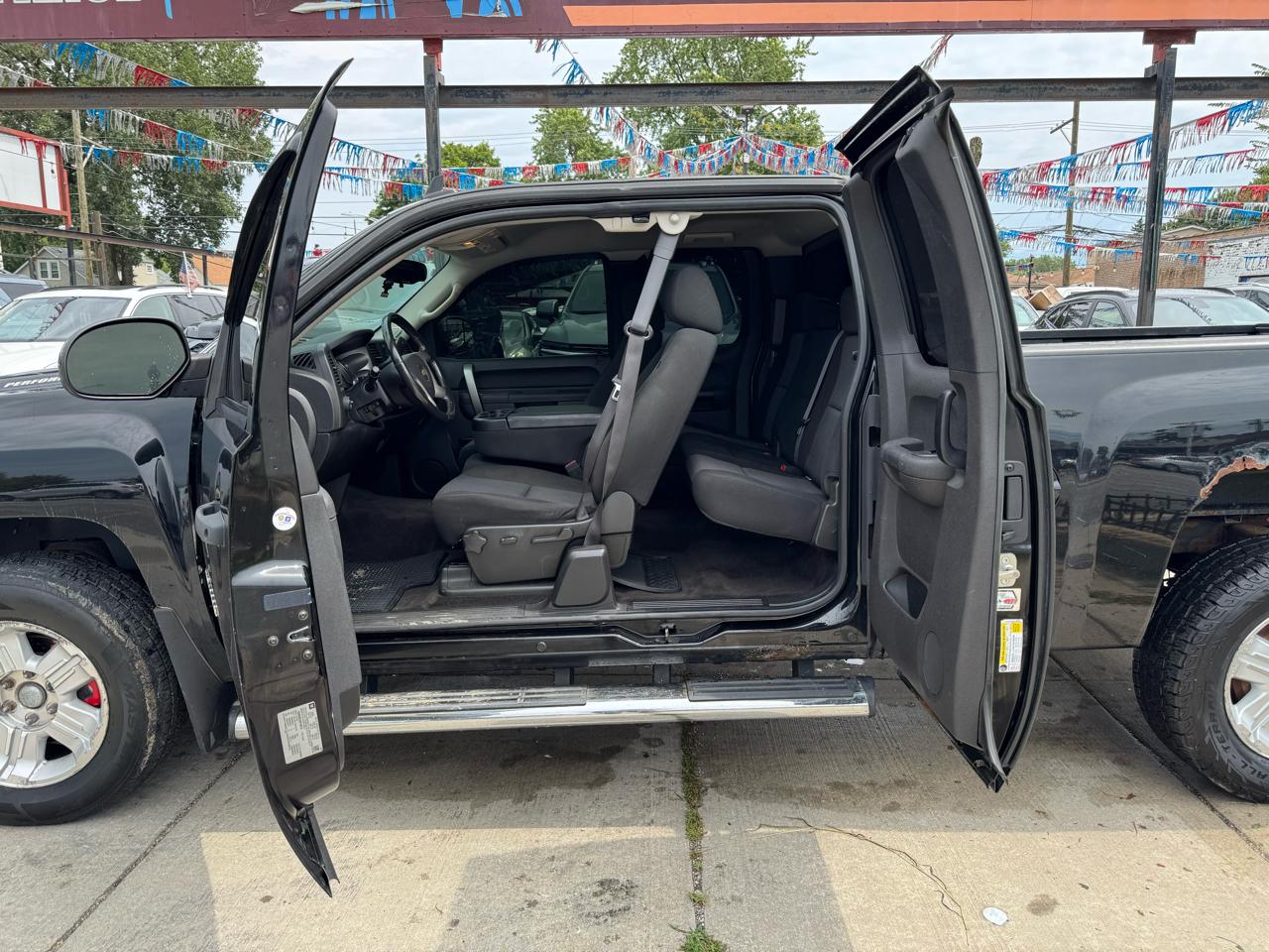 Chevrolet Silverado 1500 LT Ext. Cab 4WD 2011