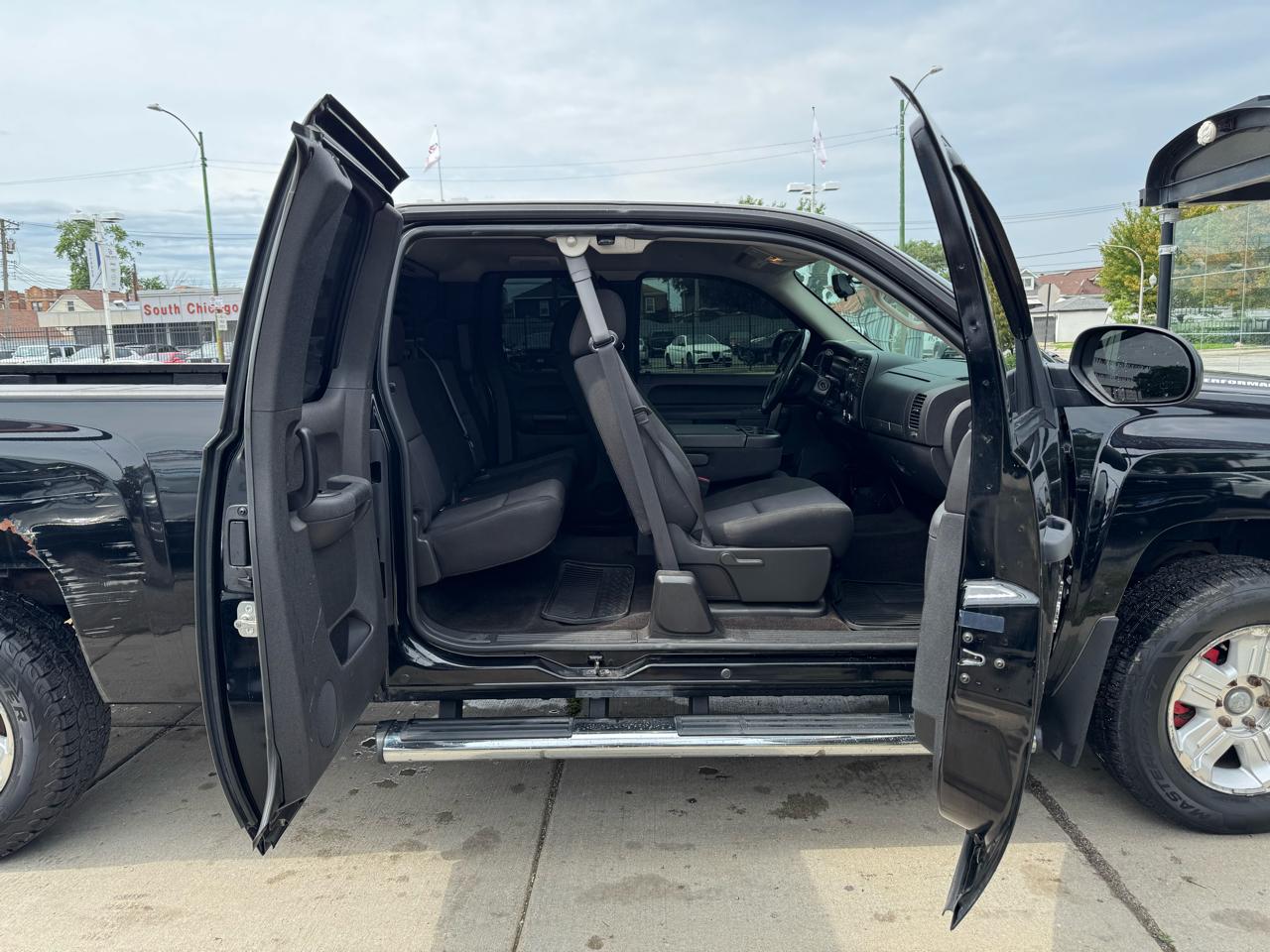 Chevrolet Silverado 1500 LT Ext. Cab 4WD 2011