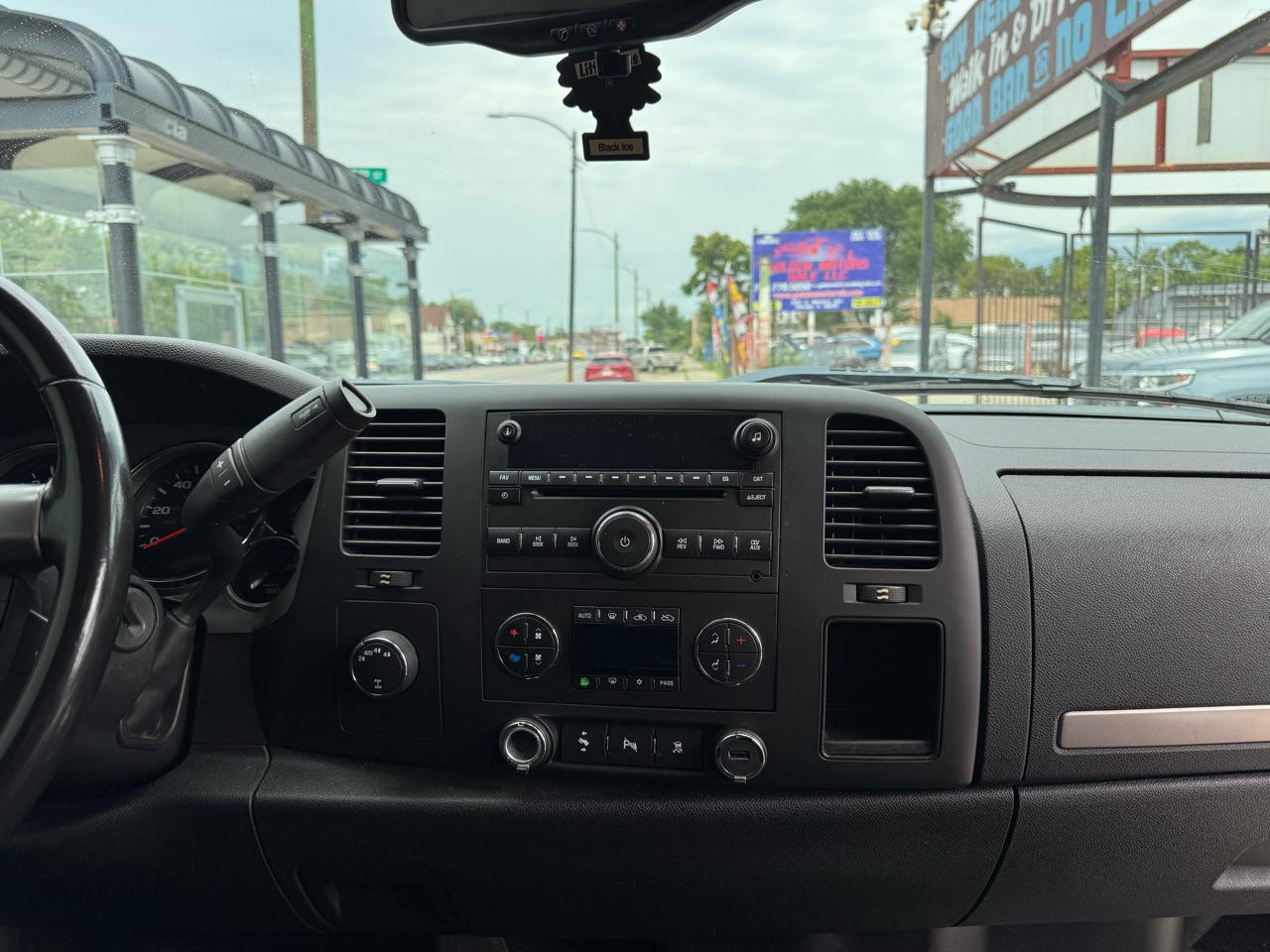 Chevrolet Silverado 1500 LT Ext. Cab 4WD 2011