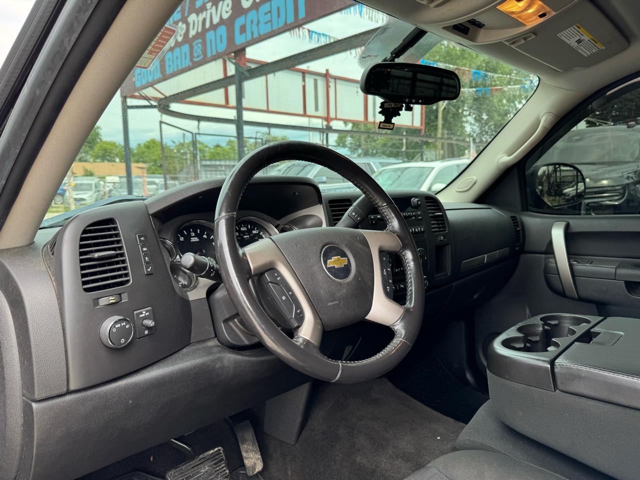 Chevrolet Silverado 1500 LT Ext. Cab 4WD 2011
