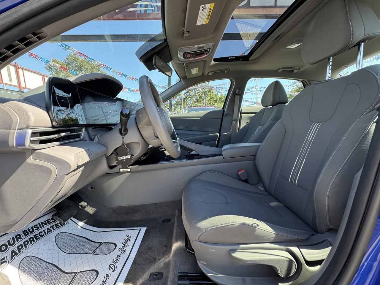 Hyundai Elantra SEL Convenience 2025