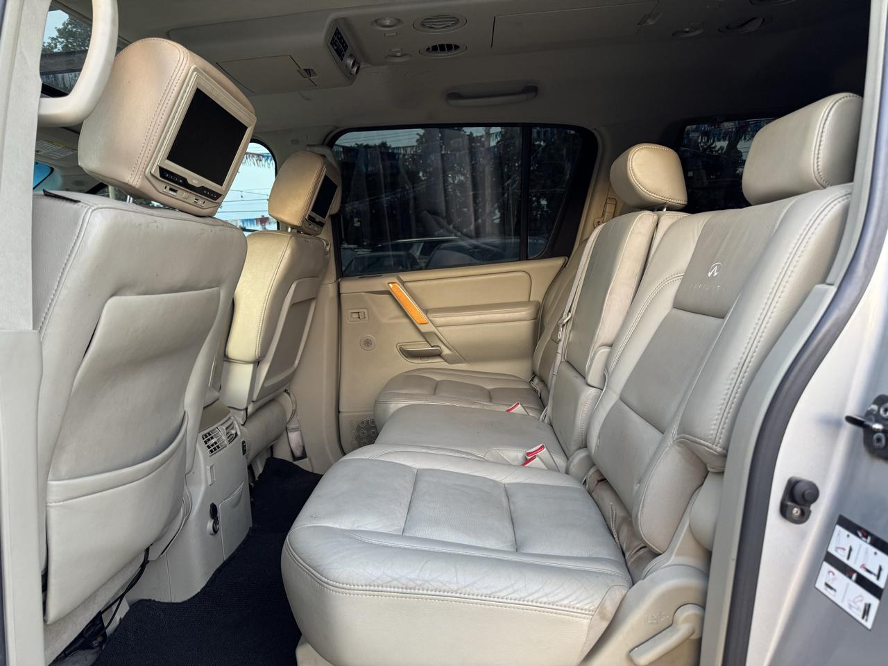 Infiniti QX56 AWD 2006