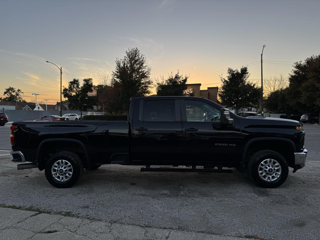 Chevrolet Silverado 2500HD Work Truck Crew Cab 4WD 2022