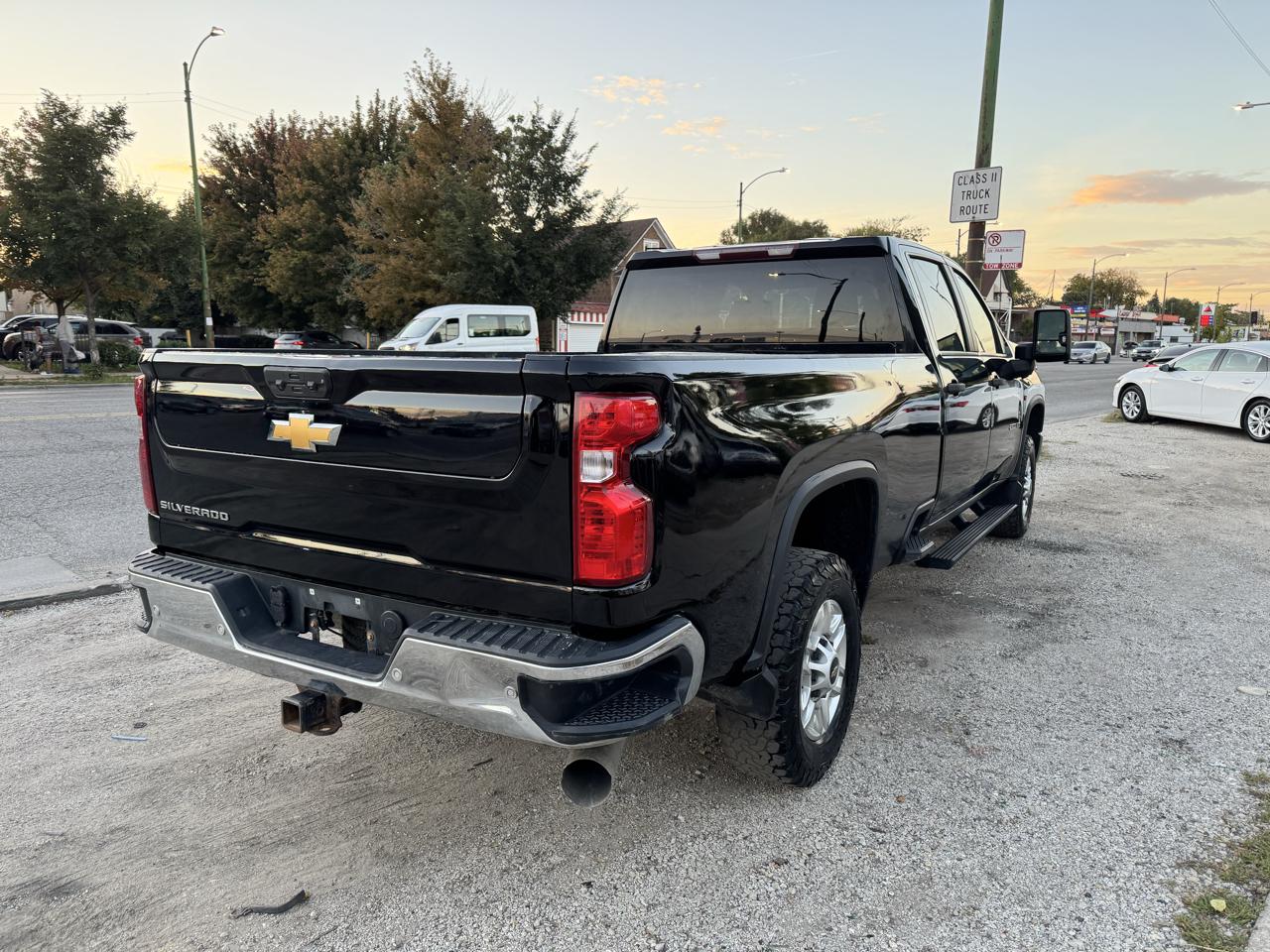 Chevrolet Silverado 2500HD Work Truck Crew Cab 4WD 2022