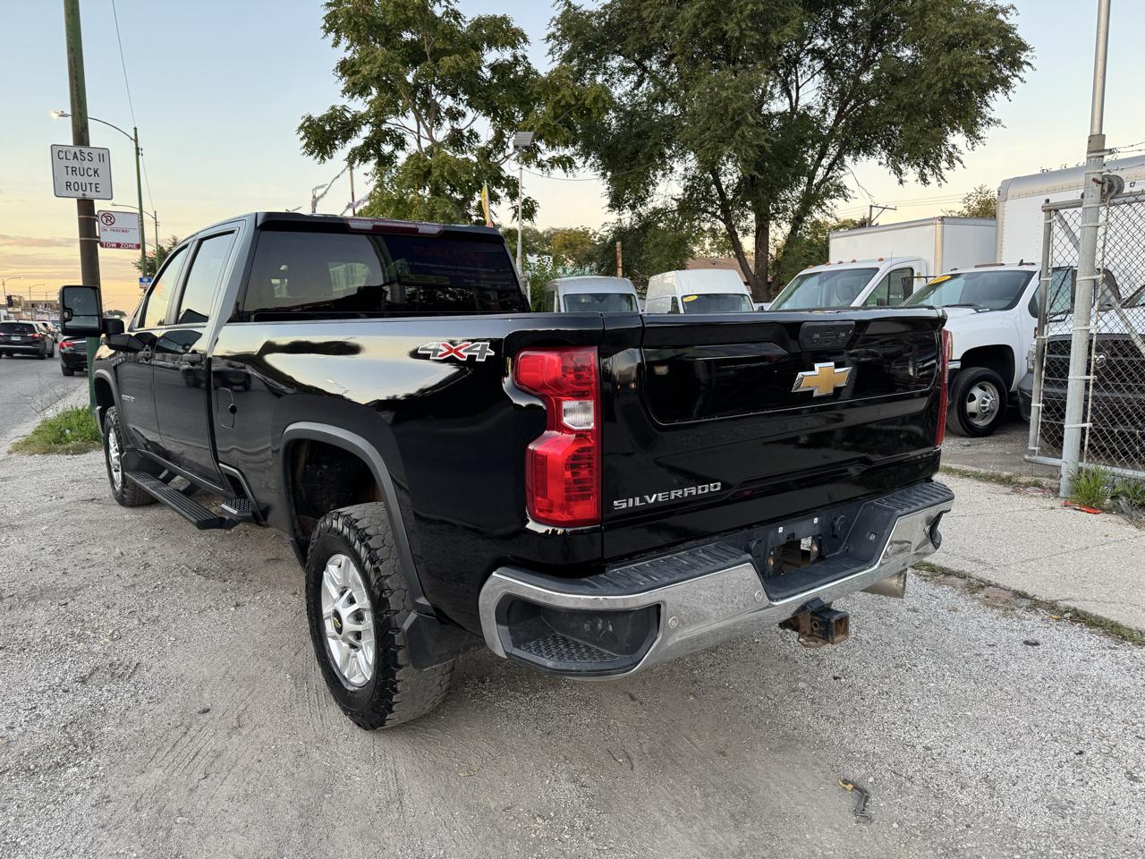 Chevrolet Silverado 2500HD Work Truck Crew Cab 4WD 2022