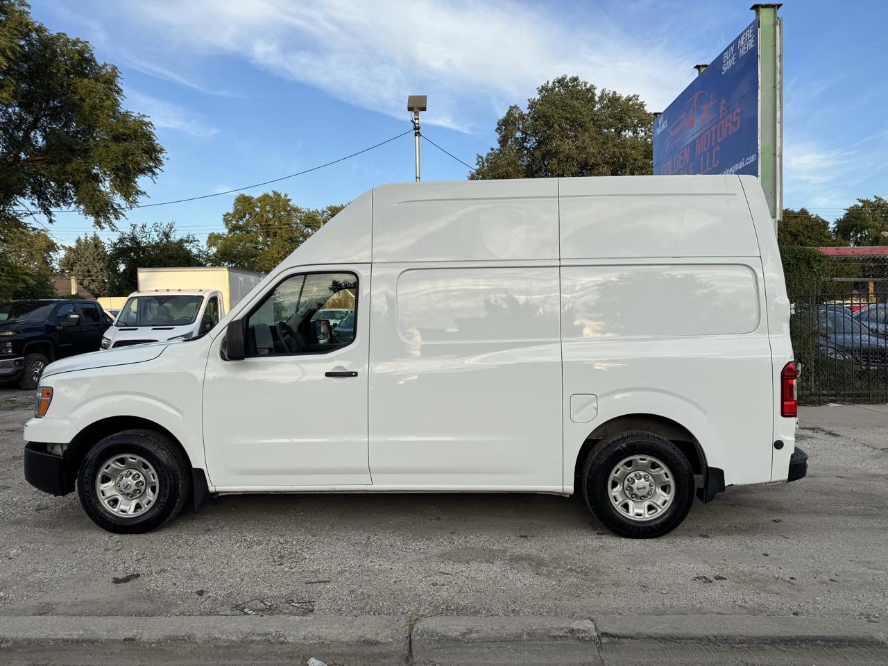 Nissan NV Cargo 2500 HD S V6 High Roof 2021