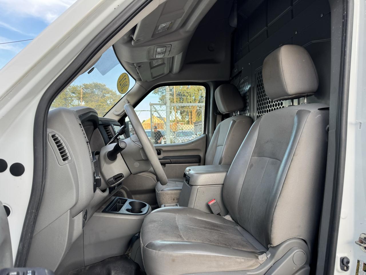 Nissan NV Cargo 2500 HD S V6 High Roof 2021