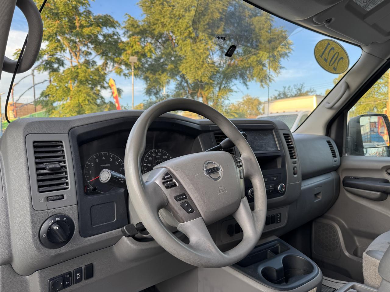 Nissan NV Cargo 2500 HD S V6 High Roof 2021
