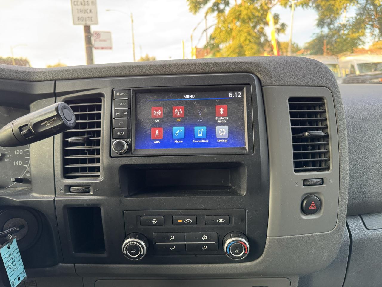 Nissan NV Cargo 2500 HD S V6 High Roof 2021