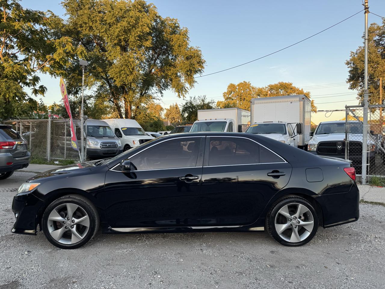 Toyota Camry XLE V6 2014