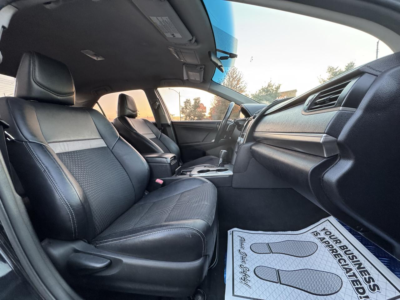 Toyota Camry XLE V6 2014