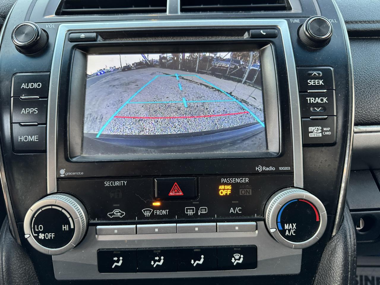 Toyota Camry XLE V6 2014