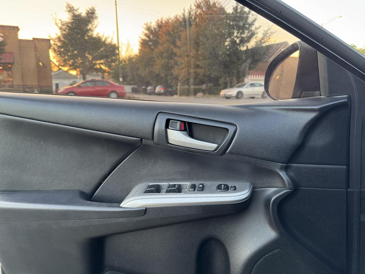 Toyota Camry XLE V6 2014
