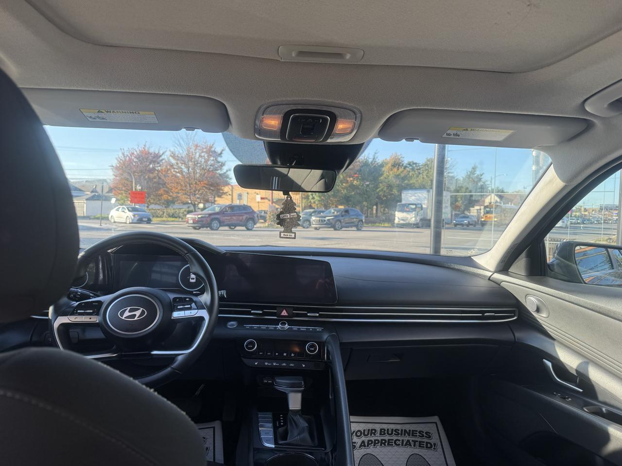 Hyundai Elantra SEL Convenience 2025