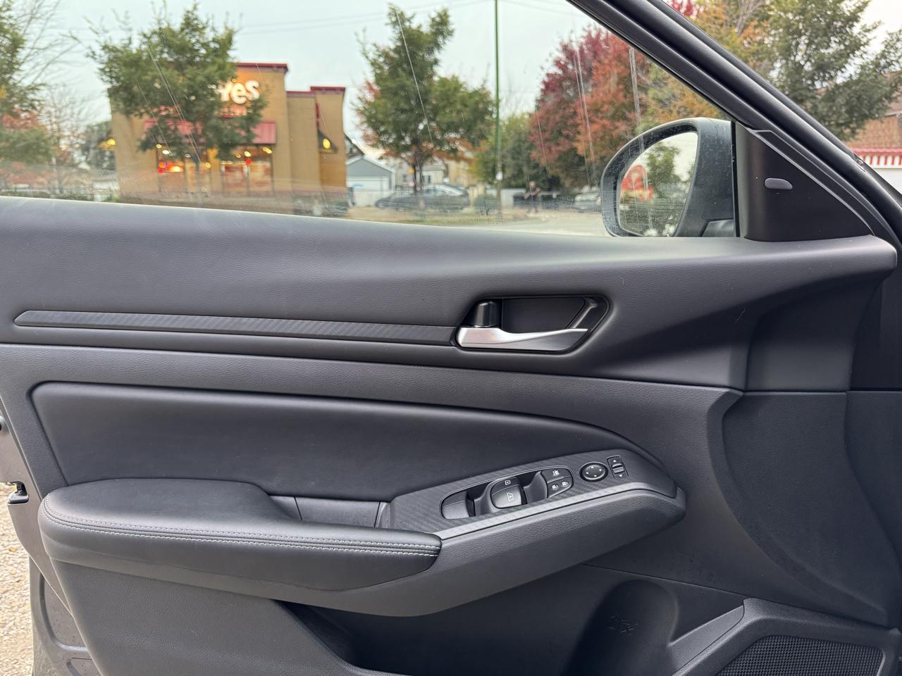 Nissan Altima 2.5 SV 2025