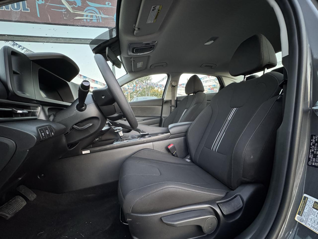 Hyundai Elantra Hybrid Blue 2026