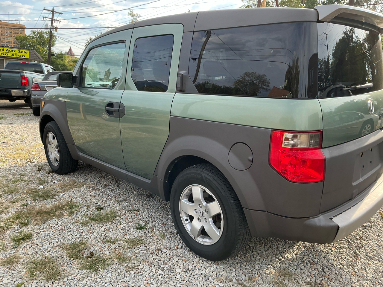 Honda Element EX 4WD AT w/ Front Side Airbags 2003 Honda Element EX 4WD AT w/ Front Side Airbags 2003