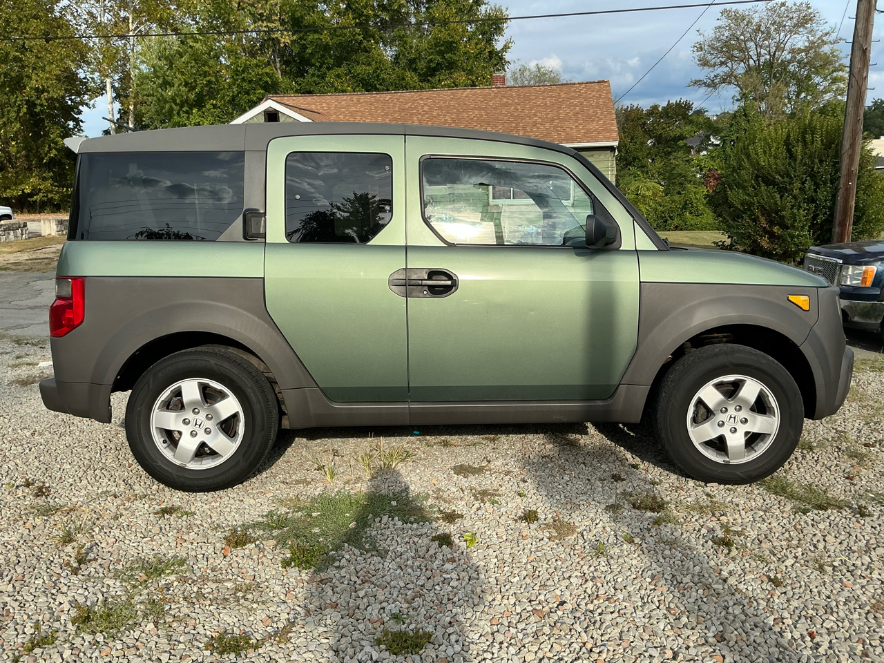 Honda Element EX 4WD AT w/ Front Side Airbags 2003 Honda Element EX 4WD AT w/ Front Side Airbags 2003