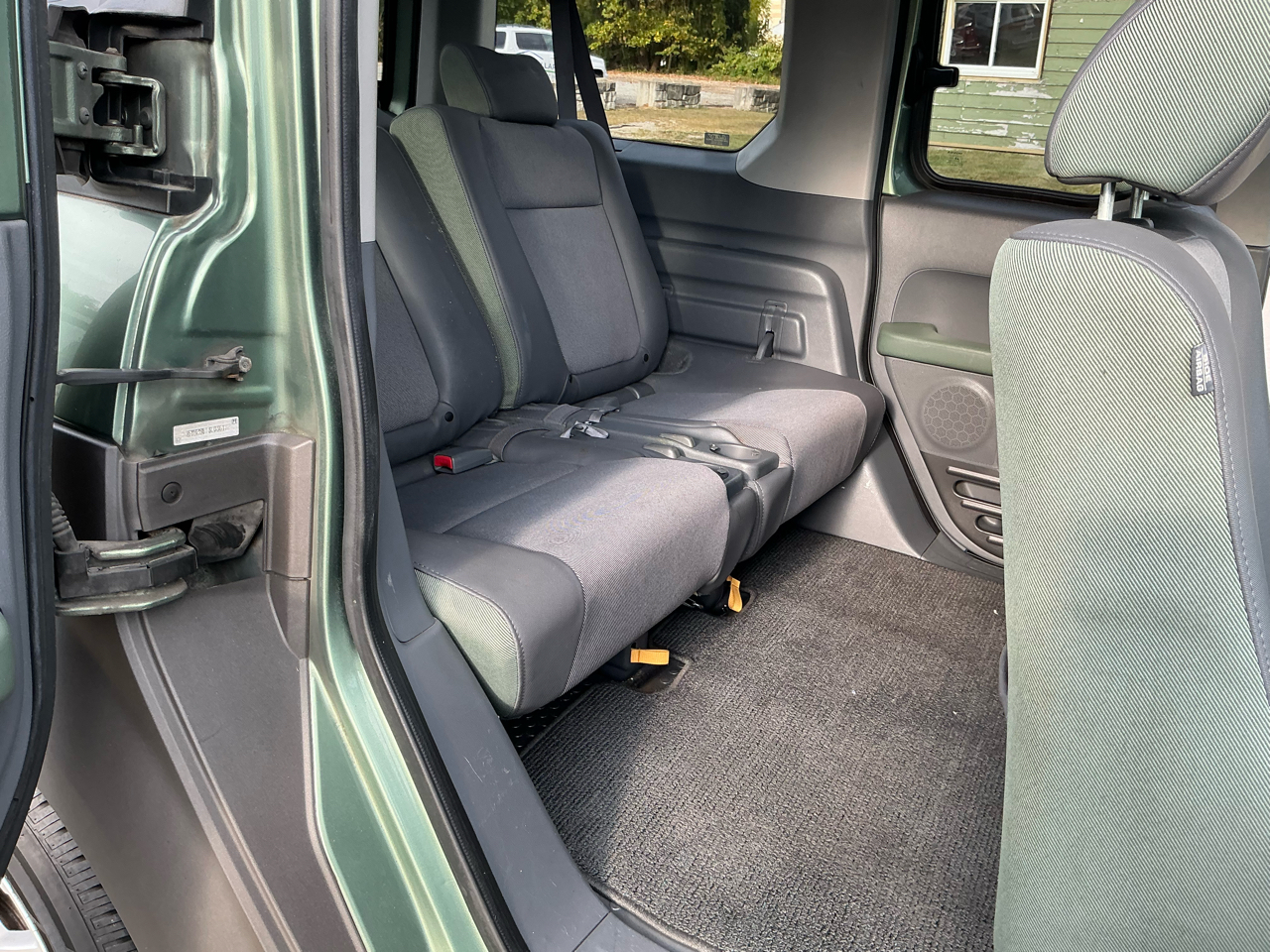 Honda Element EX 4WD AT w/ Front Side Airbags 2003 Honda Element EX 4WD AT w/ Front Side Airbags 2003