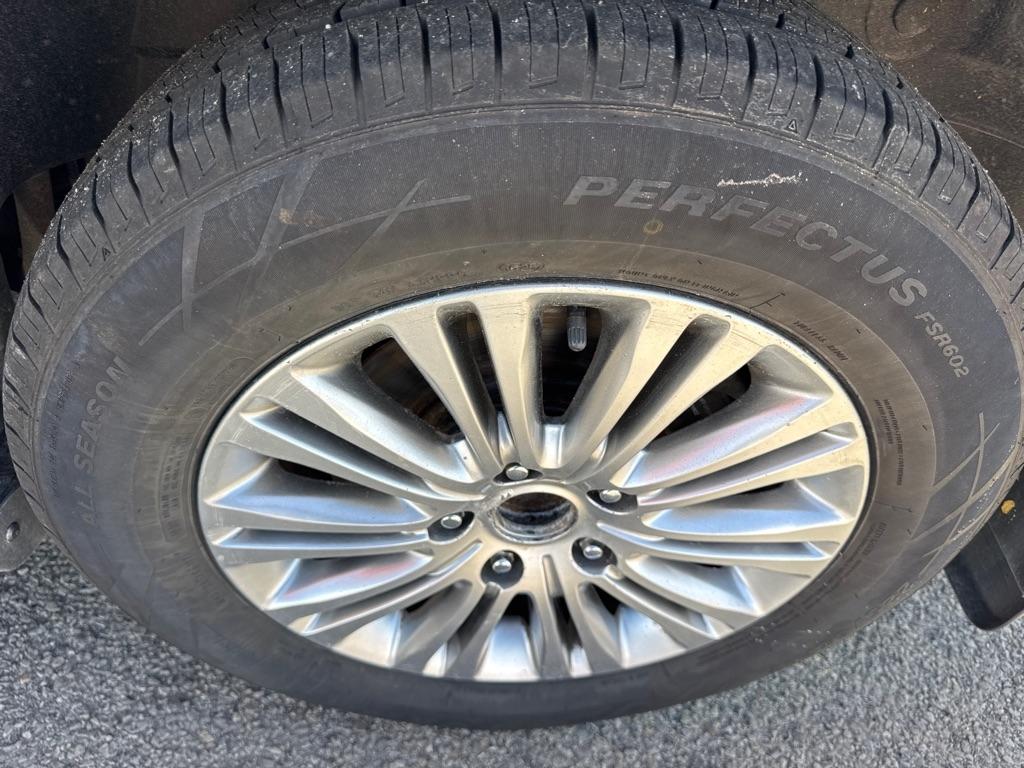 Chrysler Town & Country Touring L 2013