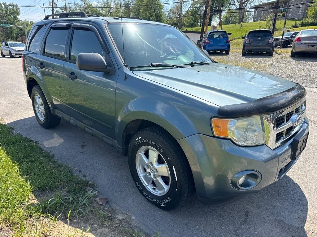 Ford Escape  2010