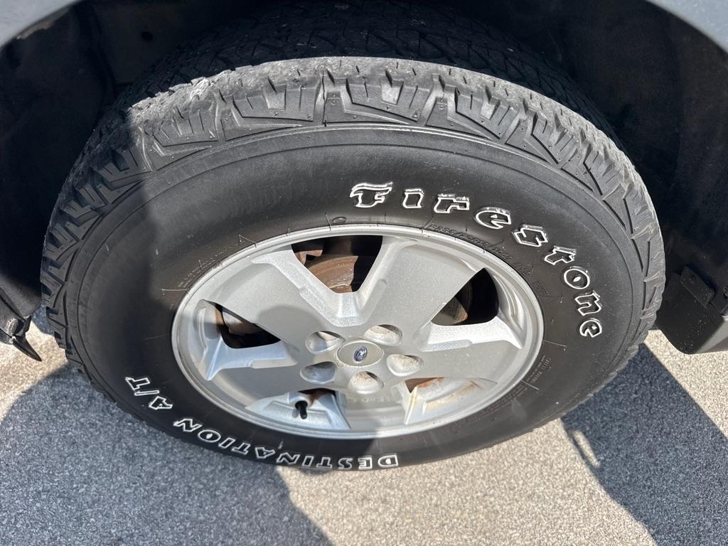 Ford Escape  2010