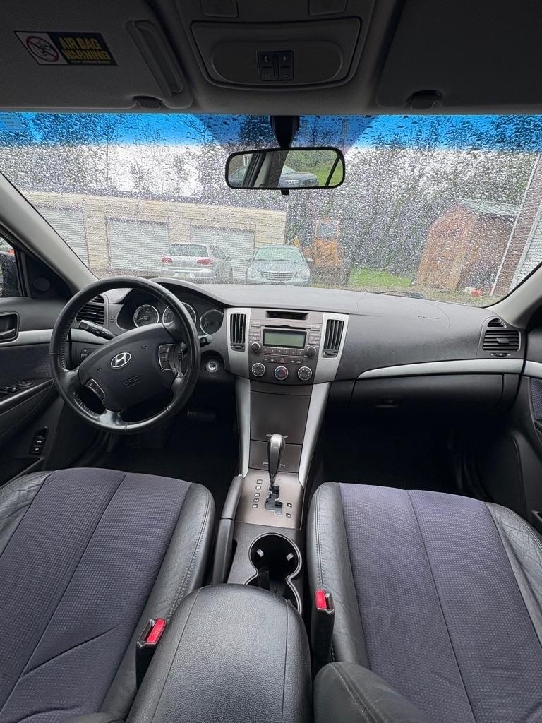 Hyundai Sonata  2010