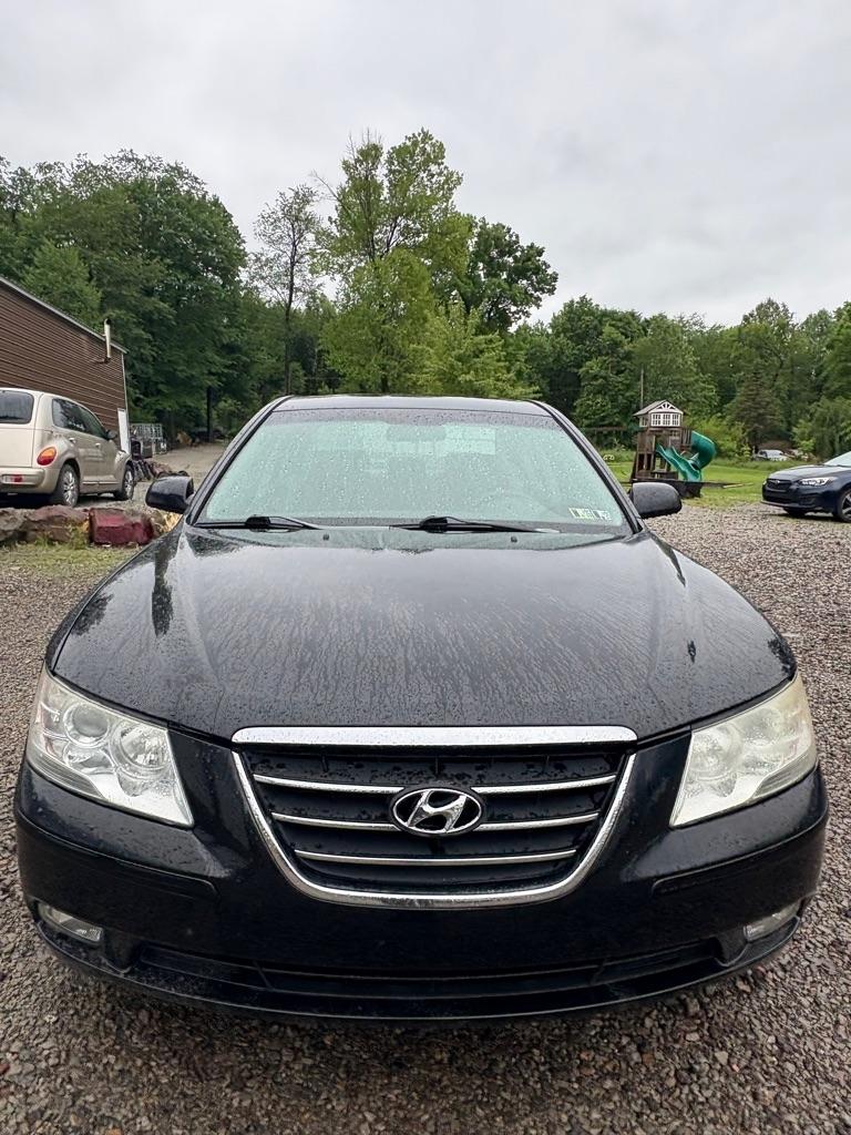 Hyundai Sonata  2010