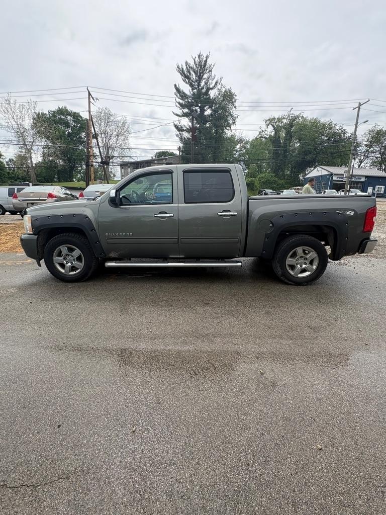 Chevrolet Silverado 1500  2011