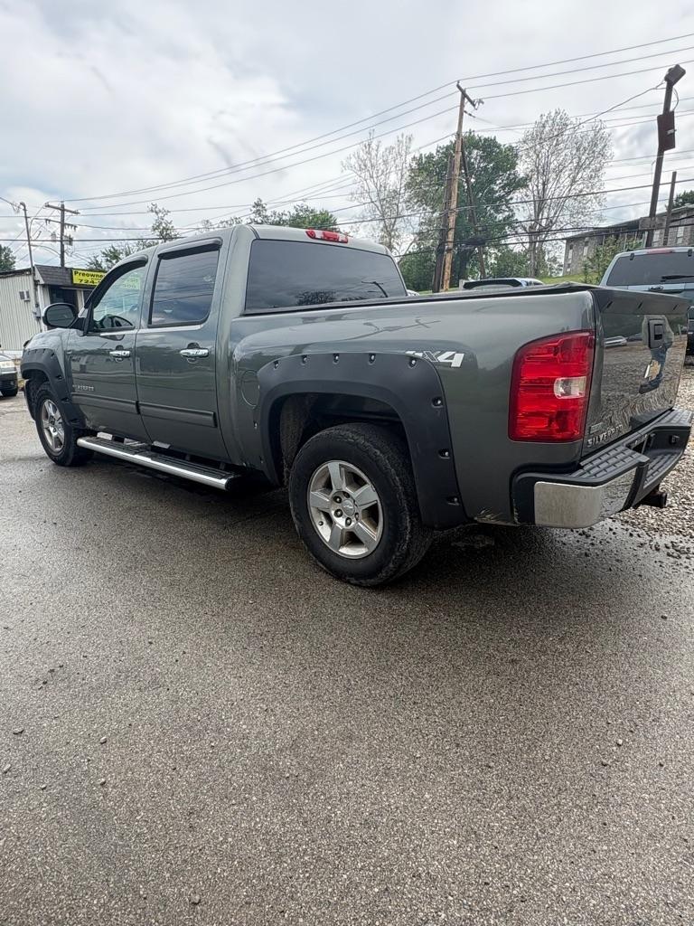Chevrolet Silverado 1500  2011
