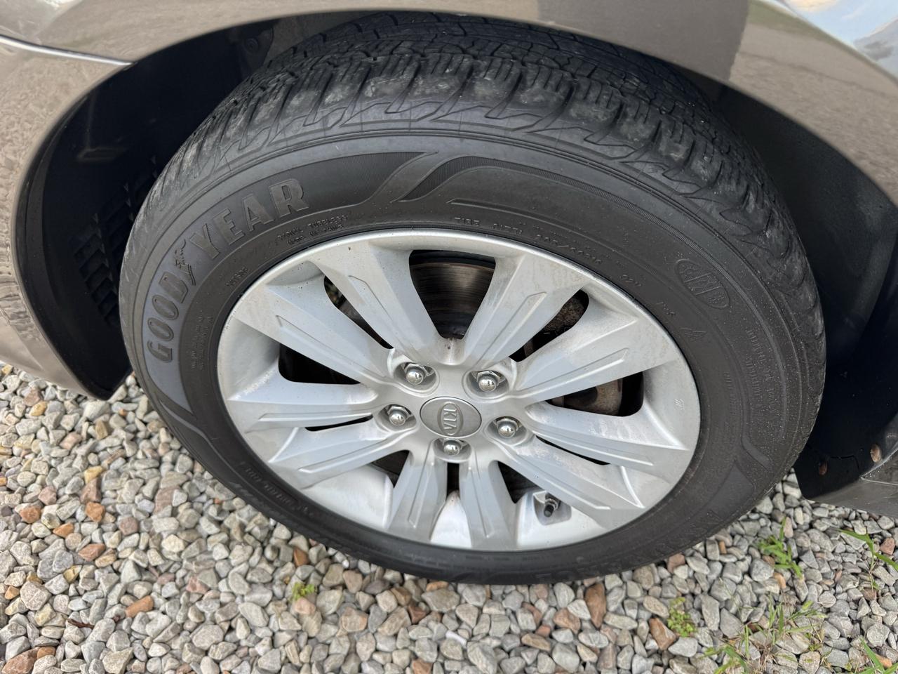 Kia Optima  2010