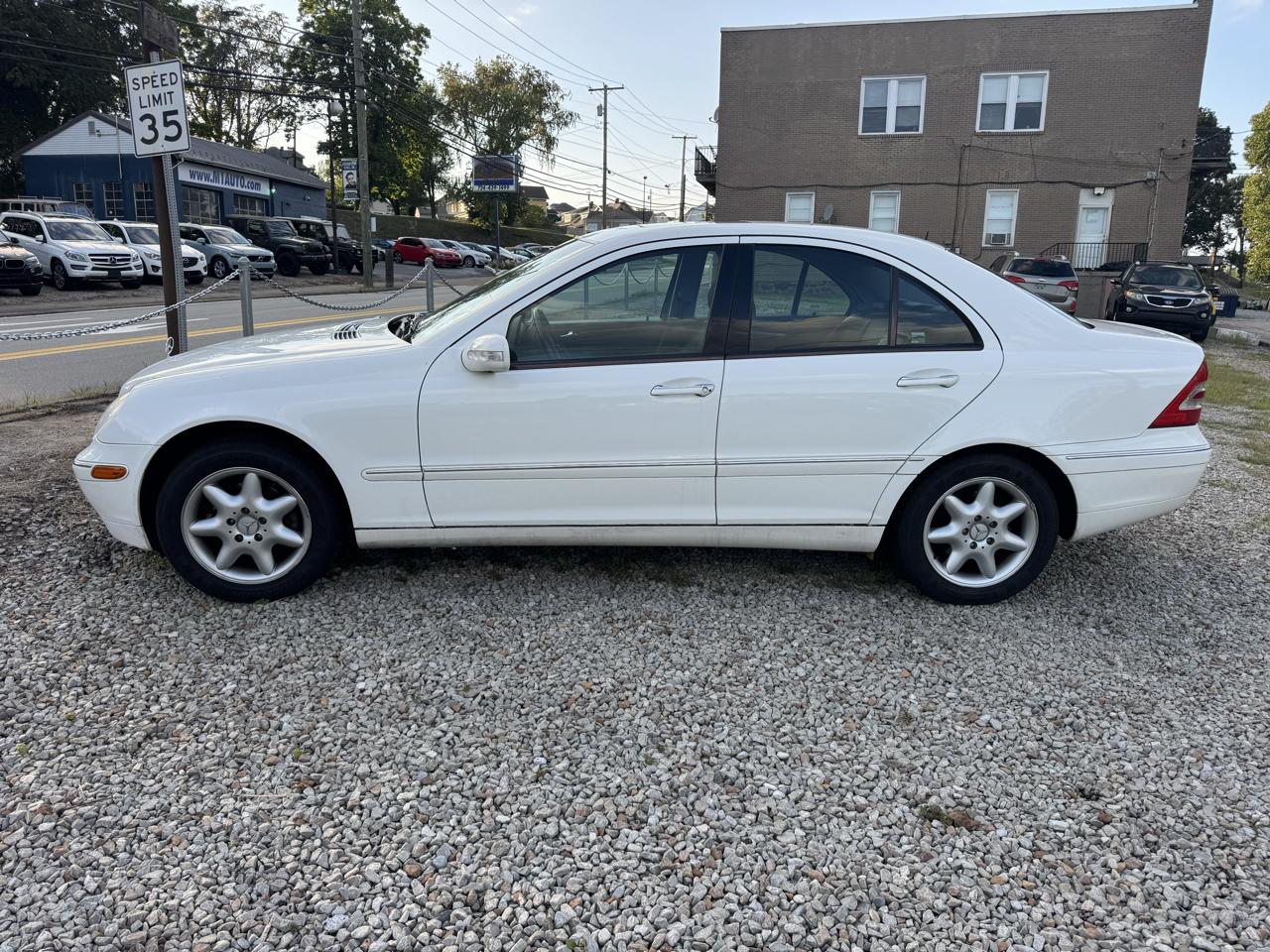 Mercedes-Benz C-Class C240 Sedan 2002