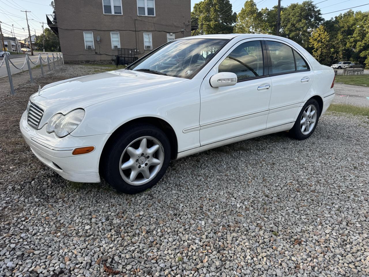 Mercedes-Benz C-Class C240 Sedan 2002