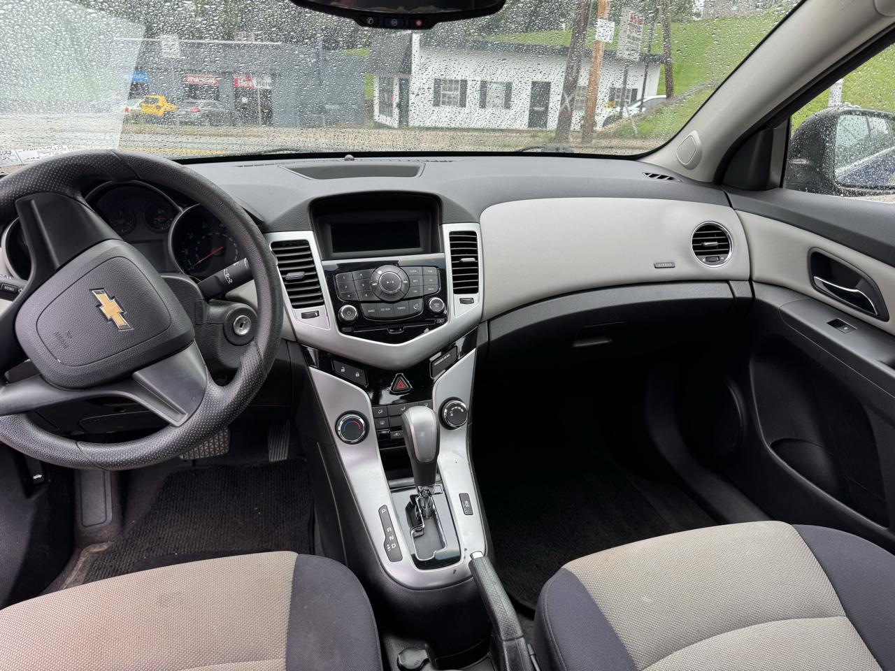 Chevrolet Cruze photo 19
