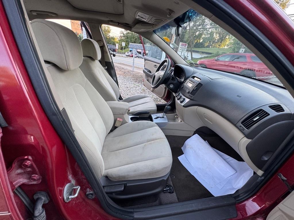 Hyundai Elantra  2009
