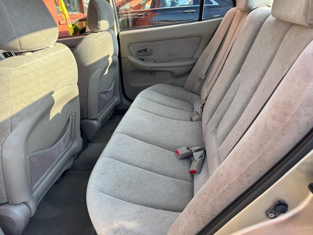 Hyundai Elantra  2005