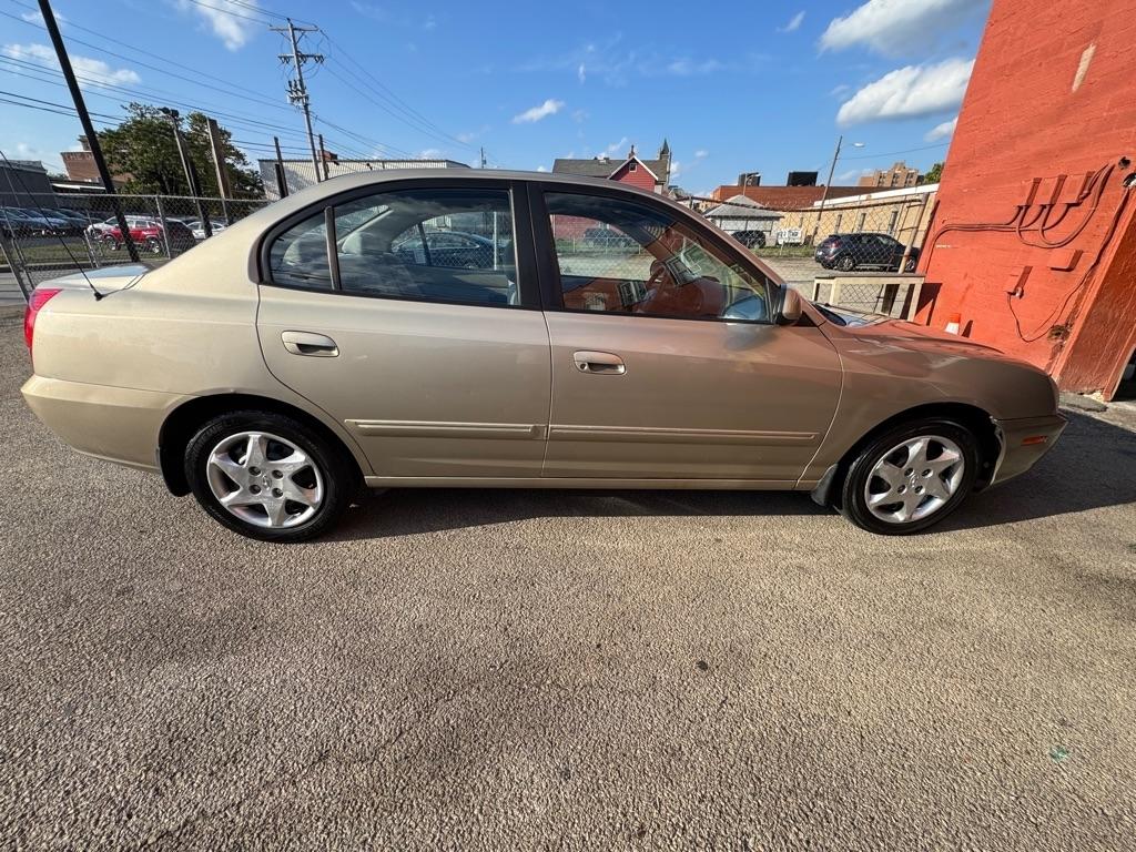Hyundai Elantra  2005