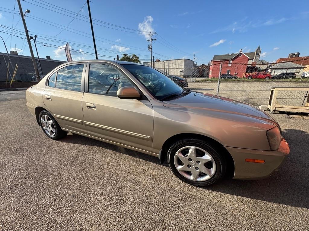 Hyundai Elantra  2005