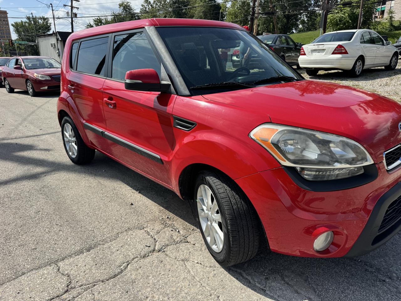 Kia Soul + 2012