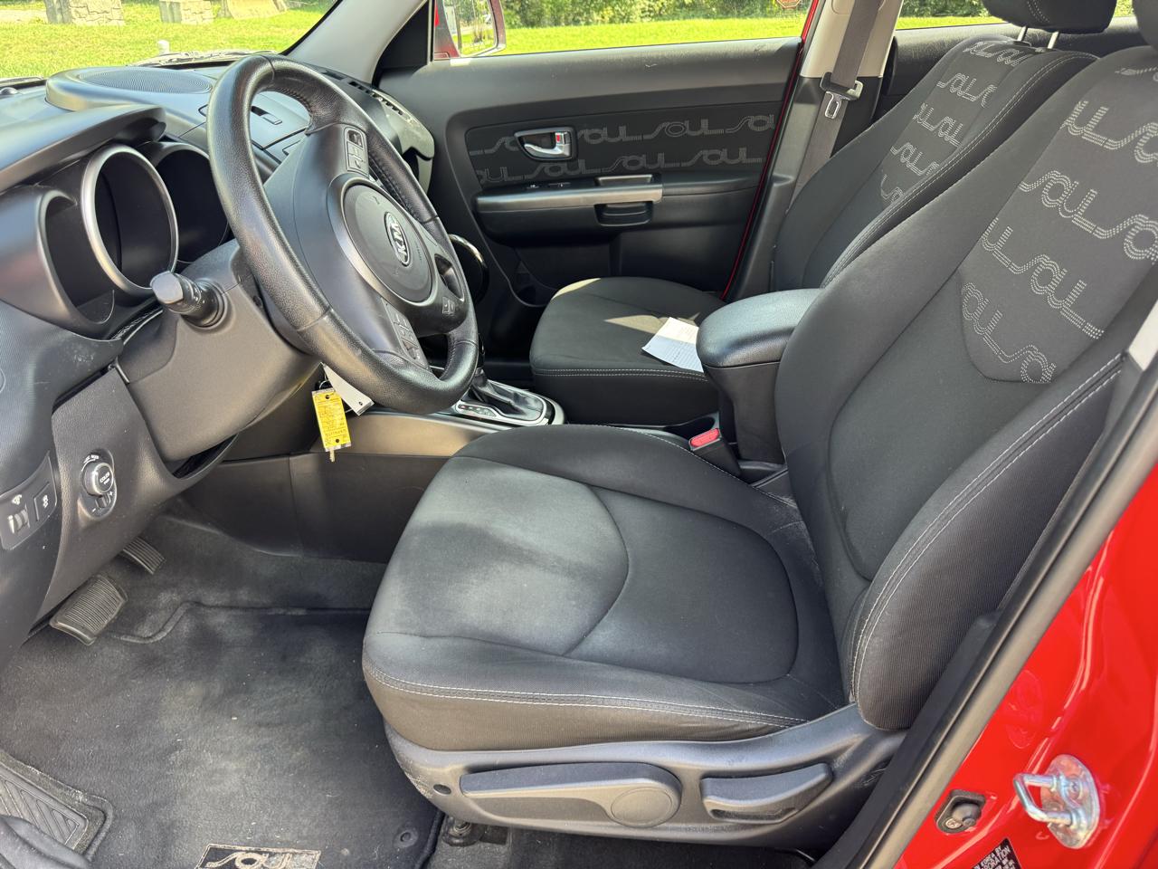 Kia Soul + 2012