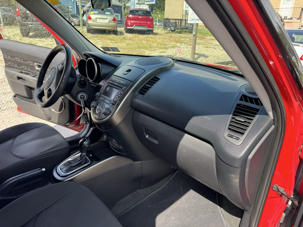 Kia Soul + 2012