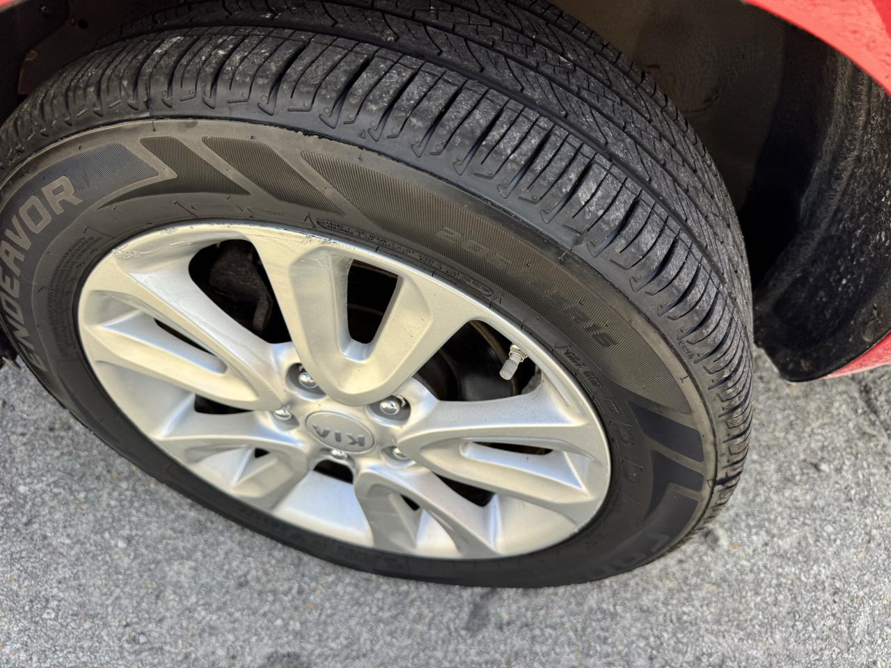 Kia Soul + 2012