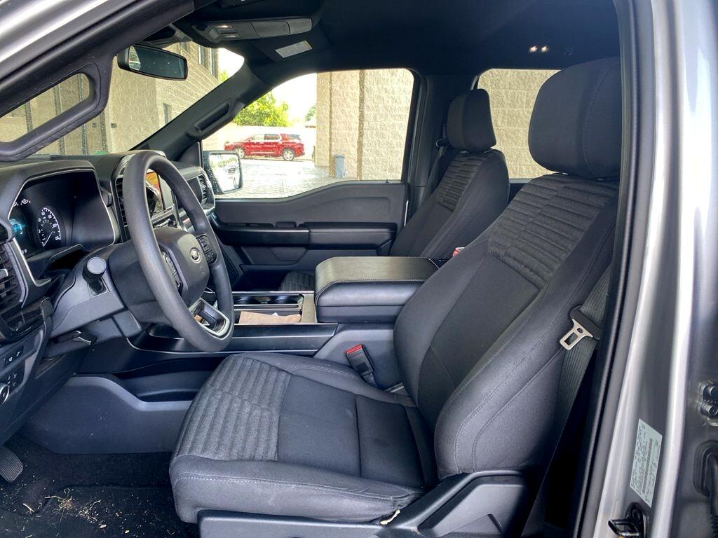 2022 Ford F-150 XL photo 4