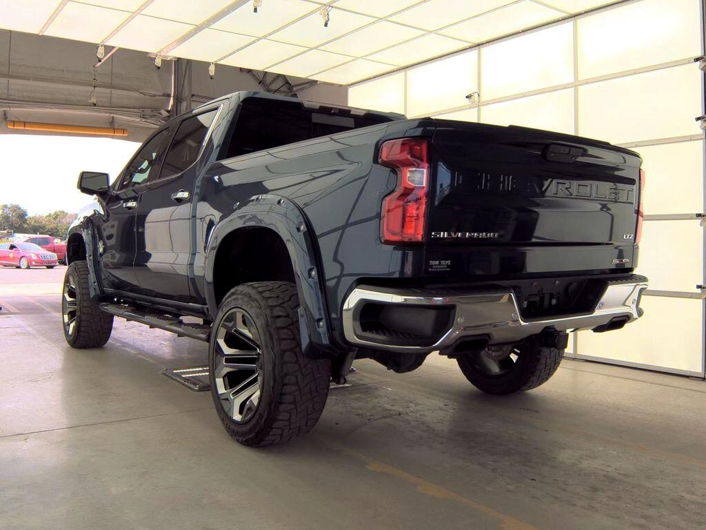 2019 Chevrolet Silverado 1500 LTZ photo 4