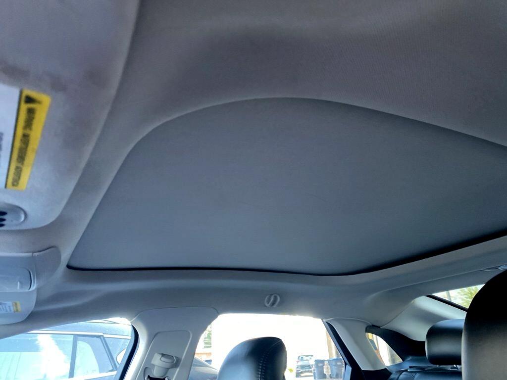 2016 Lincoln MKZ Hybrid photo 10