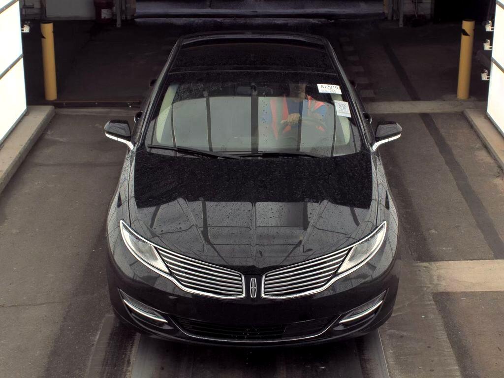 2016 Lincoln MKZ Hybrid photo 14