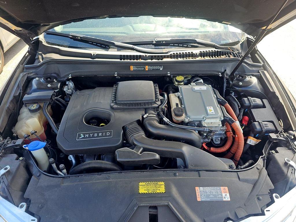2016 Lincoln MKZ Hybrid photo 20