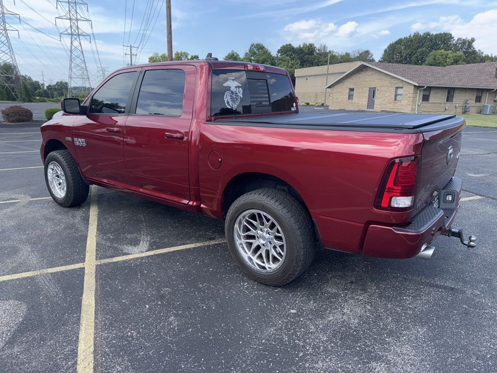 2015 Ram 1500 Sport photo 3
