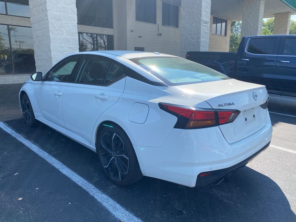 2024 Nissan Altima 2.5 SR photo 2
